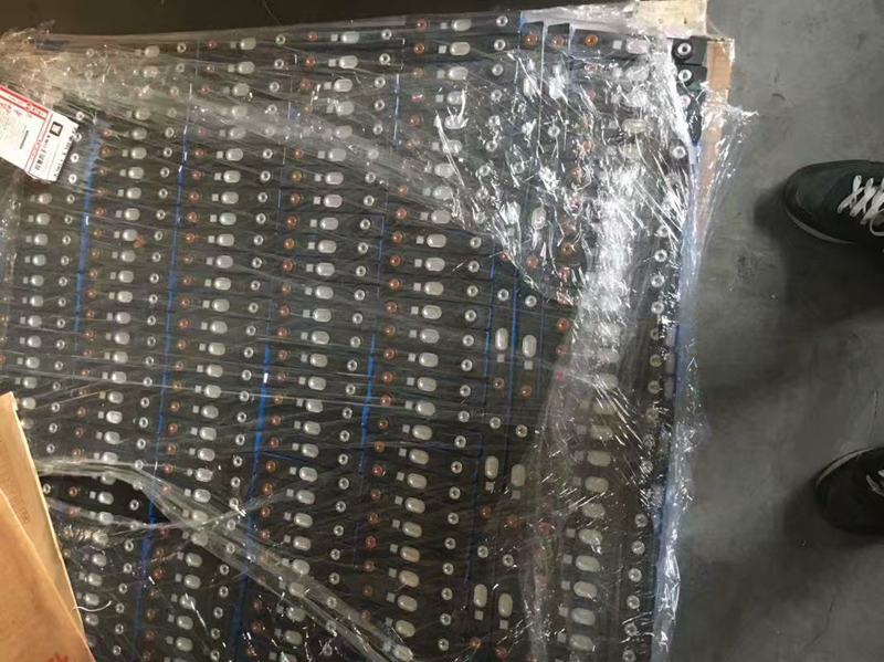 回收某客戶電池現場